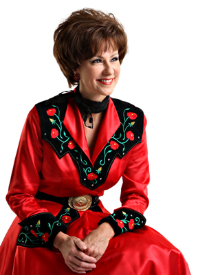 Patsy Cline Impersonator Lori Stegner